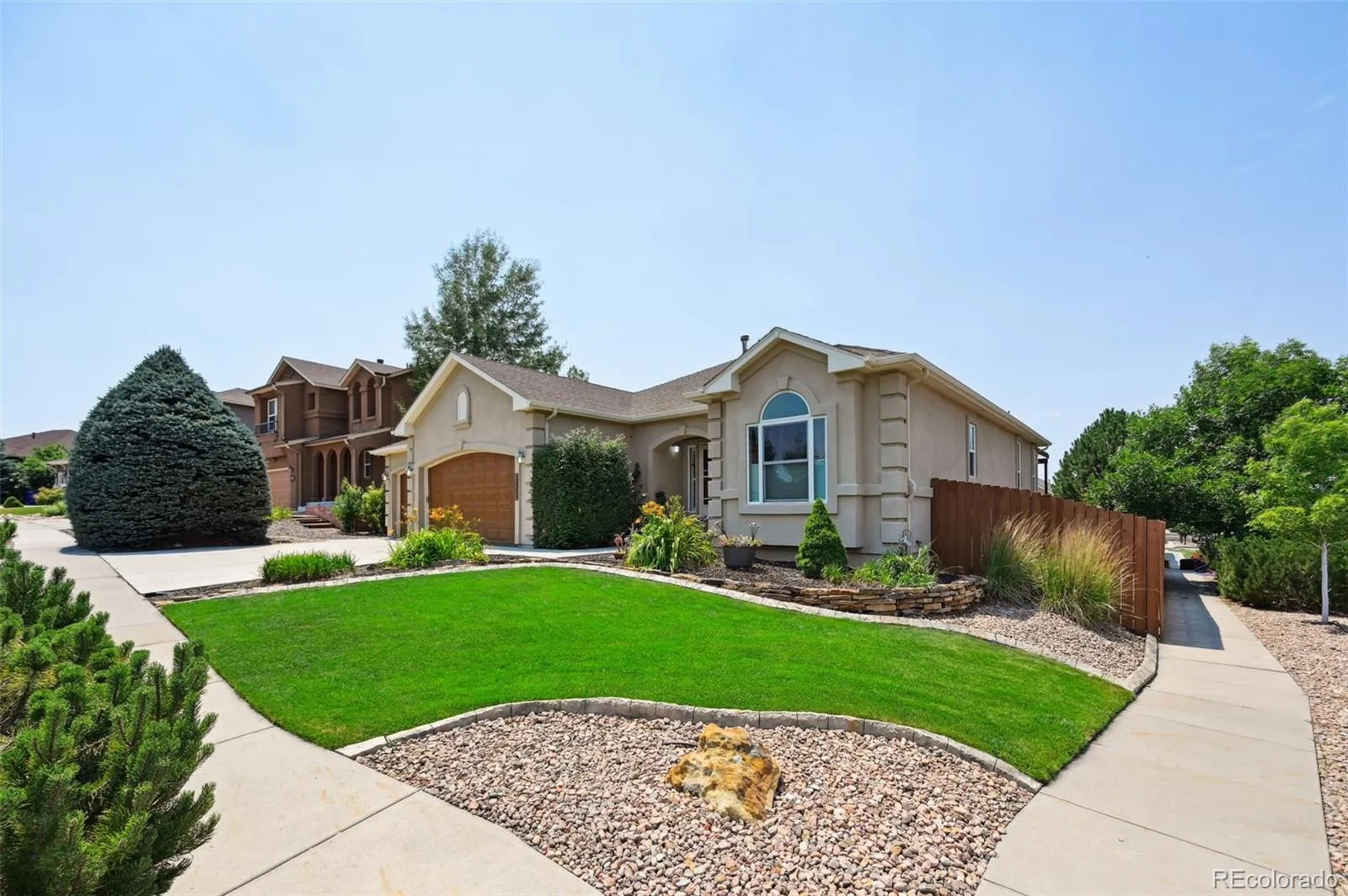 Colorado Springs, Colorado 80923, United States, 4 Bedrooms Bedrooms, ,3 BathroomsBathrooms,Residential,Active,183510