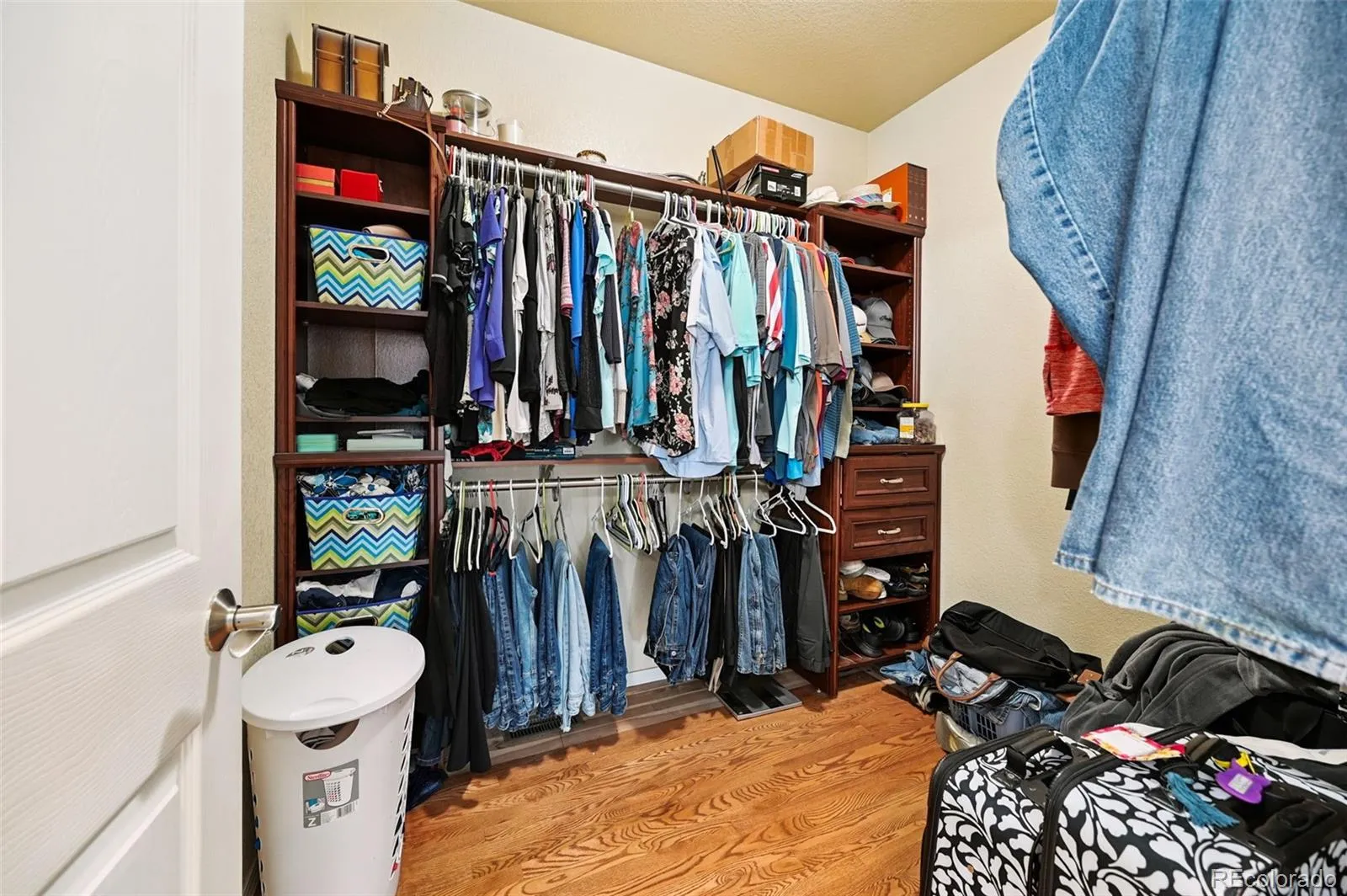 Colorado Springs, Colorado 80923, United States, 4 Bedrooms Bedrooms, ,3 BathroomsBathrooms,Residential,Active,183510