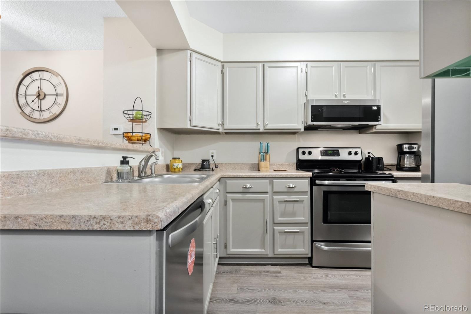 10695 W Dartmouth Avenue