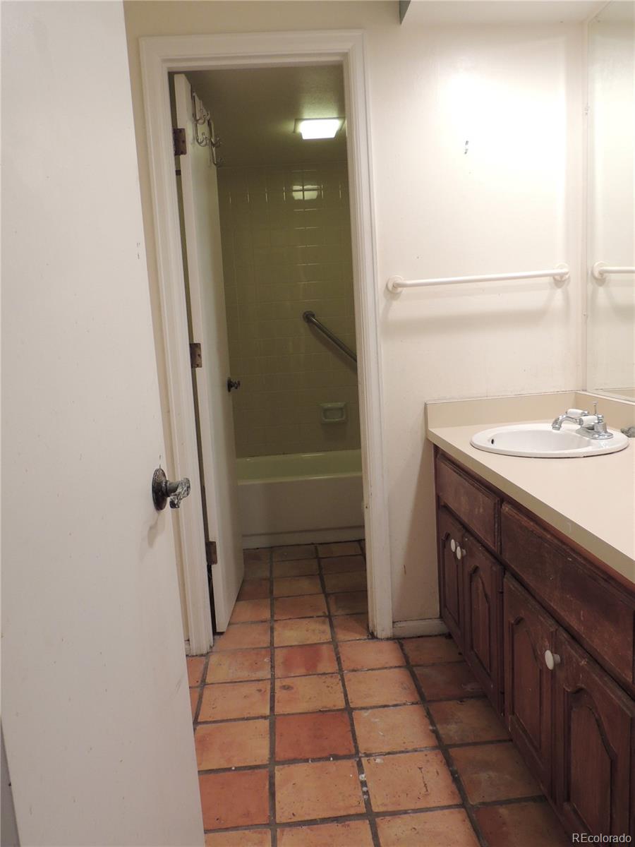 4530 S Verbena Street 322