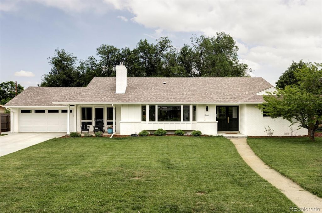 Photo of 960 Crescent Drive, Boulder, CO 80303 (MLS # 6189213)