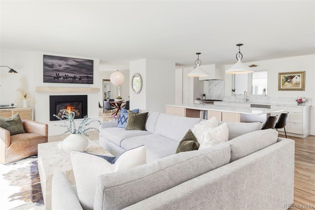 Photo of 960 Crescent Drive, Boulder, CO 80303 (MLS # 6189213)