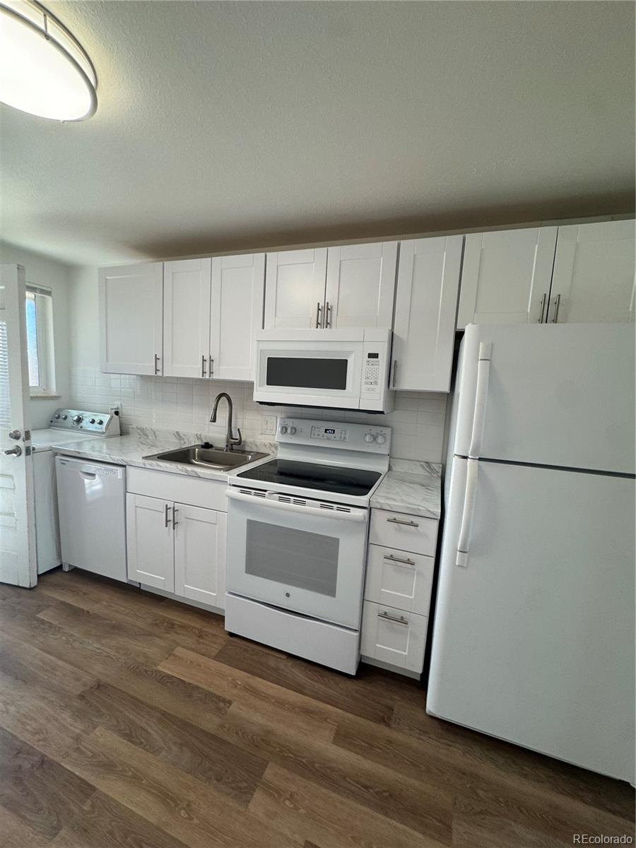 Photo 1 of 18 — 1119 Rosemary Street 2, Denver, CO 80220