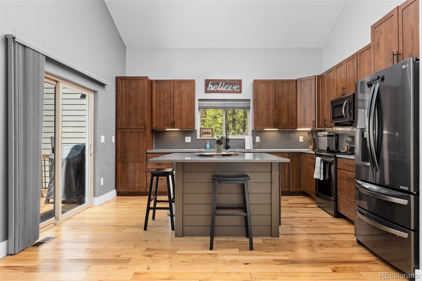 14 Deer Road