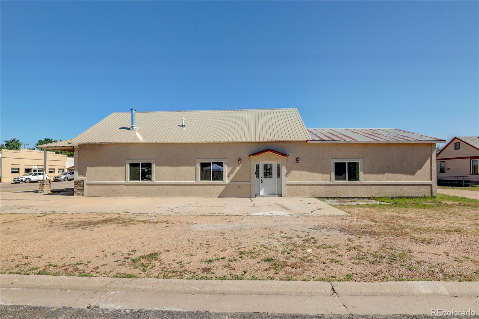 627 Main Street - Photo 4