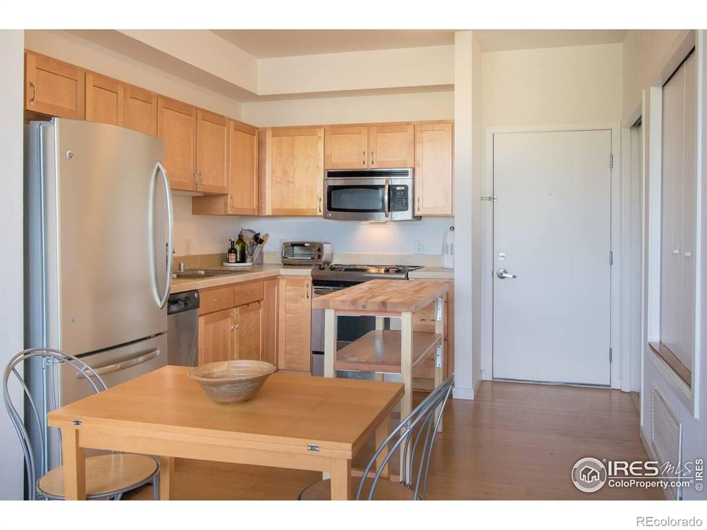 Photo of 2850 E College Avenue #301, Boulder, CO 80303 (MLS # IR1048586)