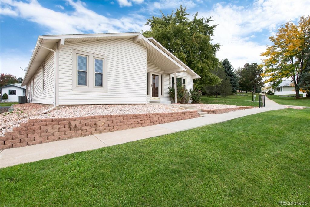 Photo of 49 Carla Way, Broomfield, CO 80020 (MLS # 8538957)