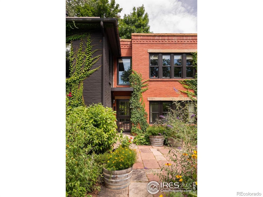 Photo of 615 Spruce Street, Boulder, CO 80302 (MLS # IR1042846)