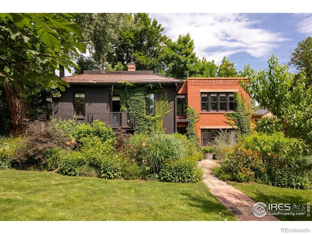 Photo of 615 Spruce Street, Boulder, CO 80302 (MLS # IR1042846)