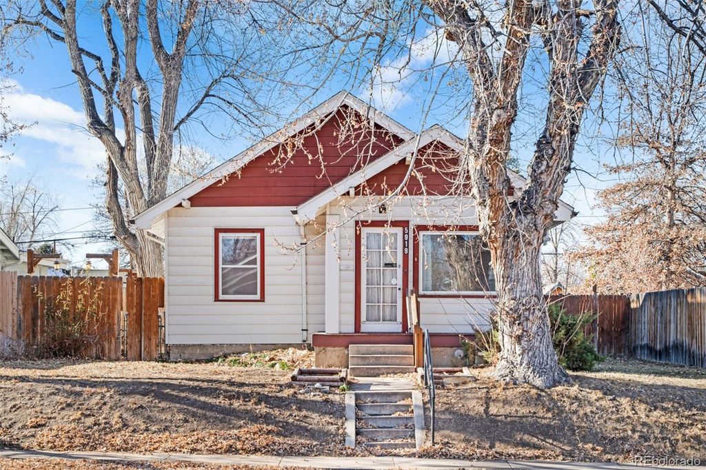 Photo of 5919 S Bemis Street, Littleton, CO 80120 (MLS # 5289037)