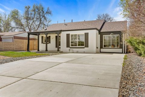 2441 Niagara Street Denver CO 80207