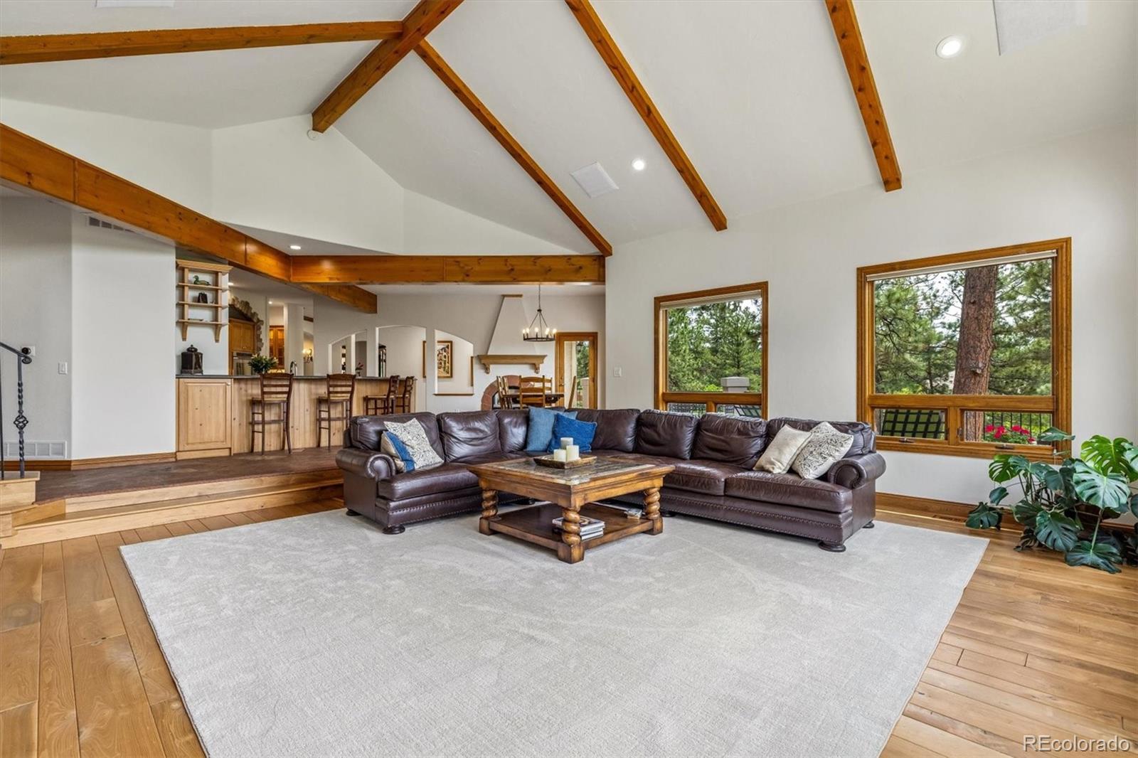 2376 Trails End