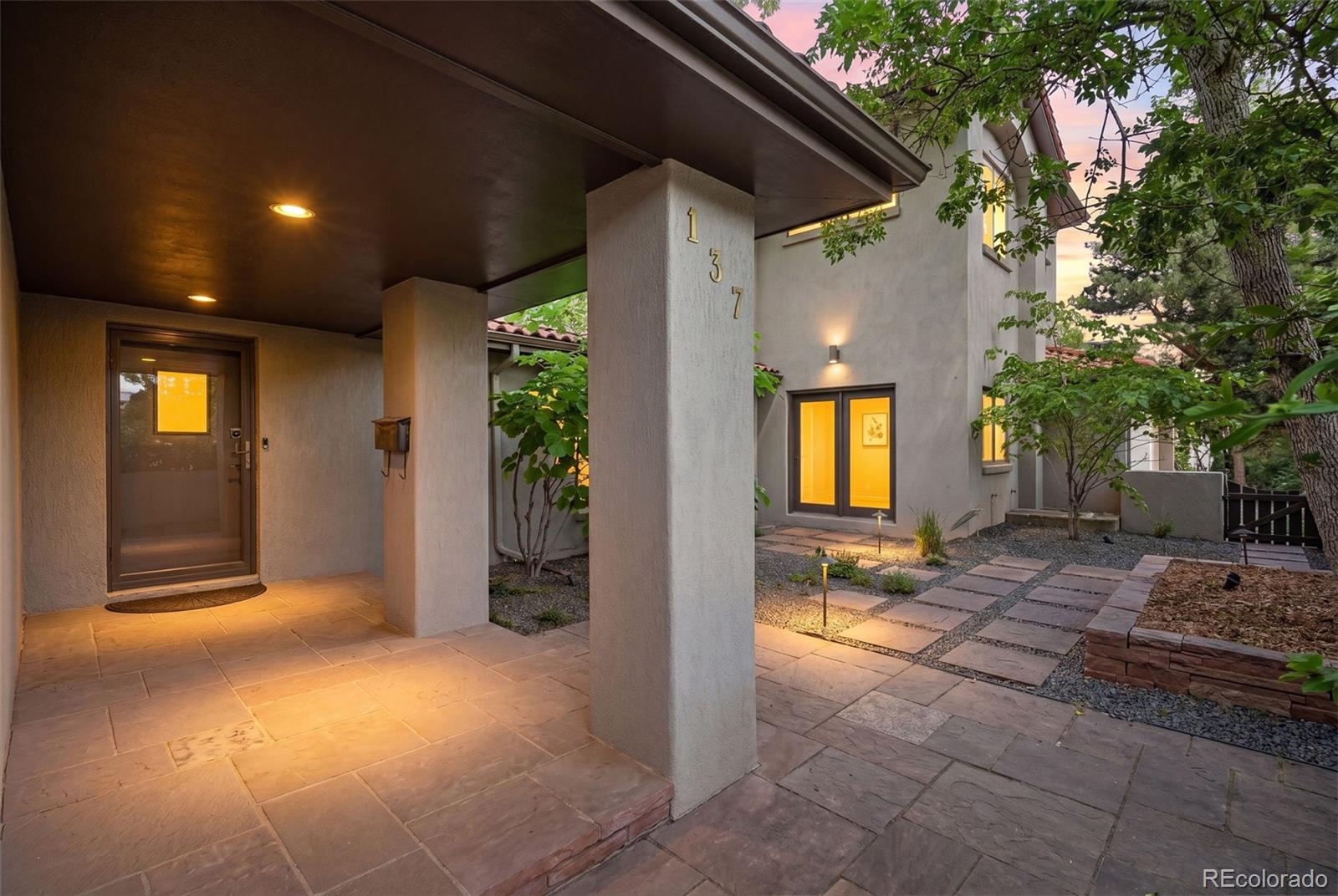 137 Dahlia Street