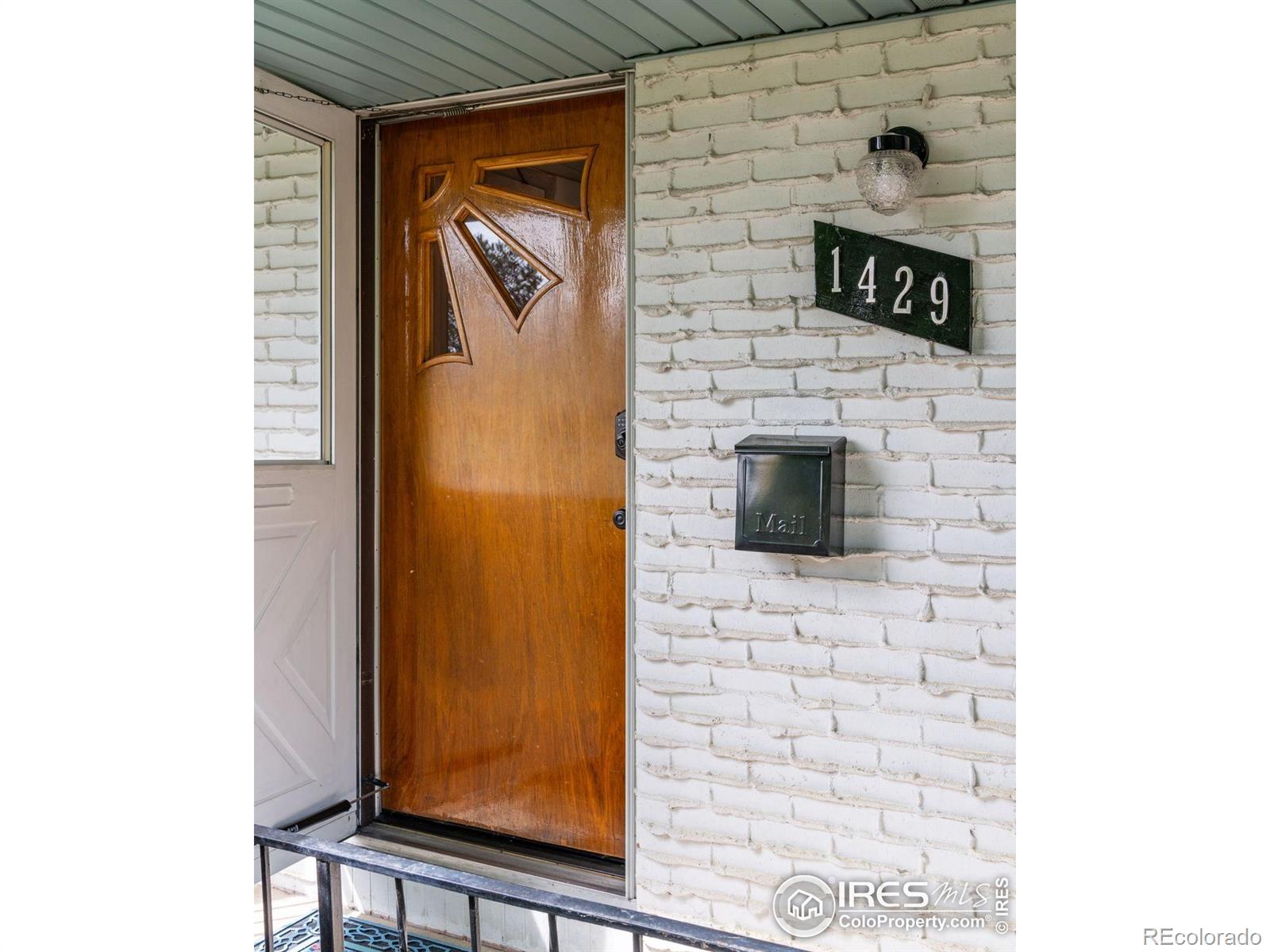 1429 Linden Street