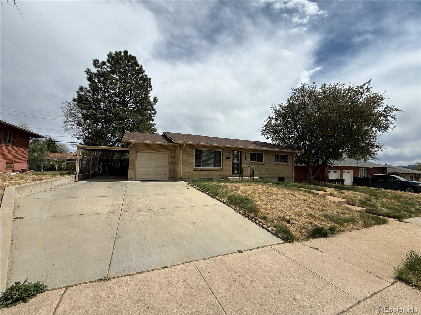 2844 S Raleigh Street