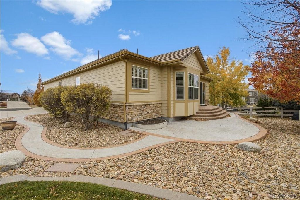 Photo of 16566 Edwards Way, Broomfield, CO 80023 (MLS # 3567039)