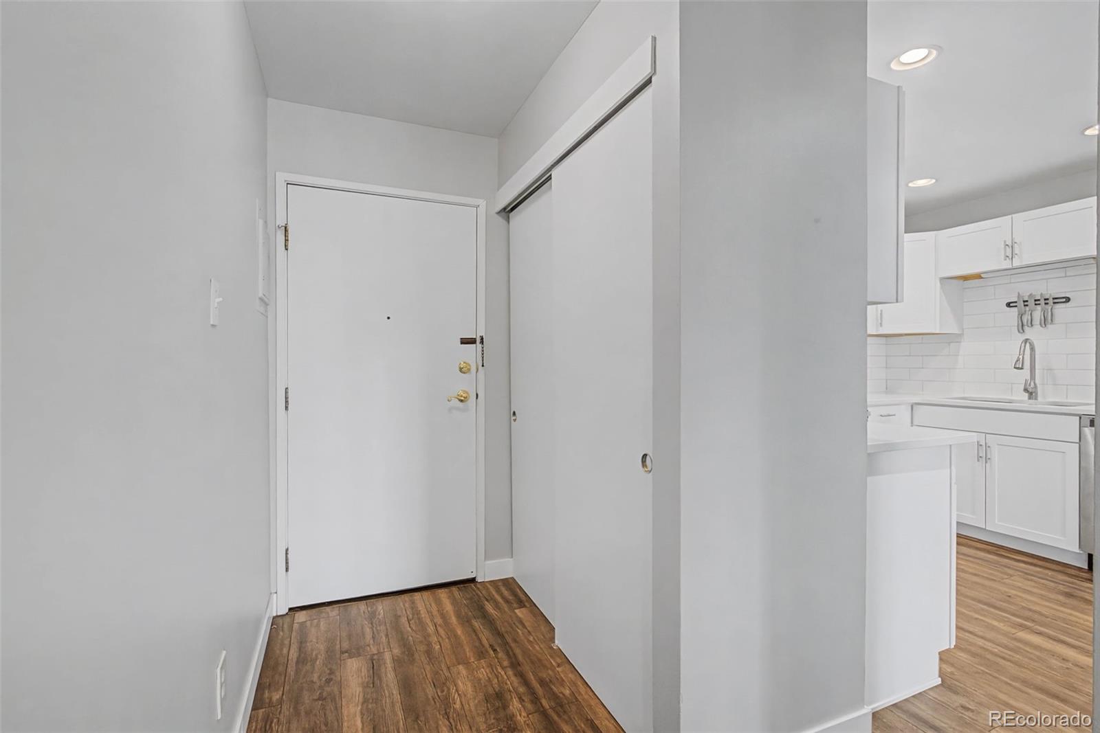 3082 S Wheeling Way 404