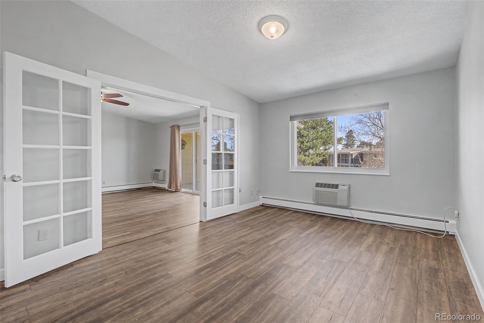 3082 S Wheeling Way 404
