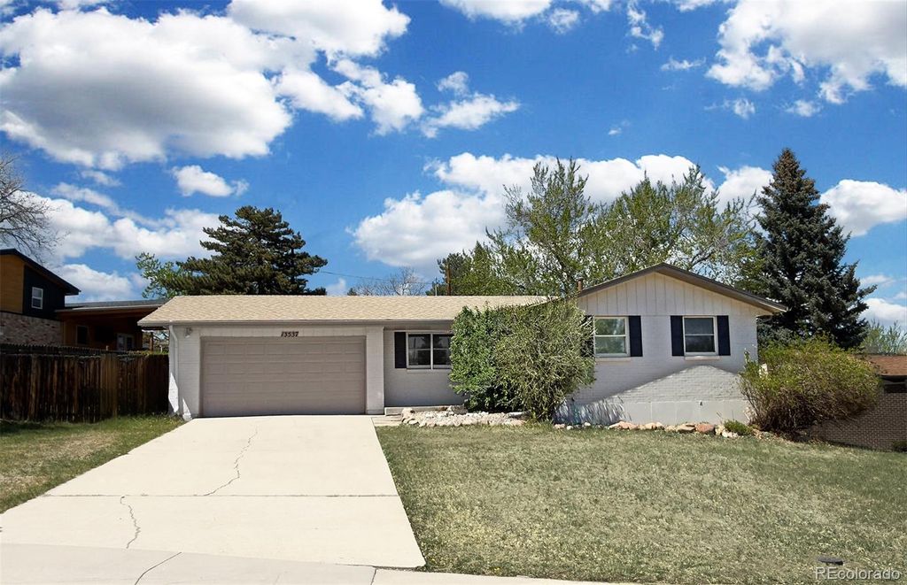 Photo of 13537 W Alaska Drive, Lakewood, CO 80228 (MLS # 9076975)