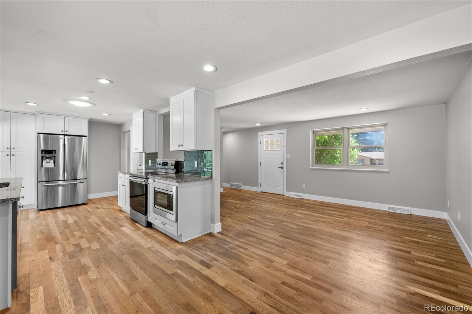 13537 W Alaska Drive