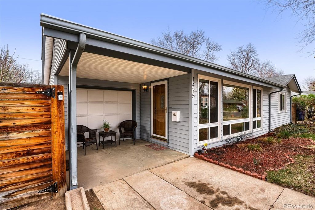 Photo of 1425 S Hudson Street, Denver, CO 80222 (MLS # 8060374)