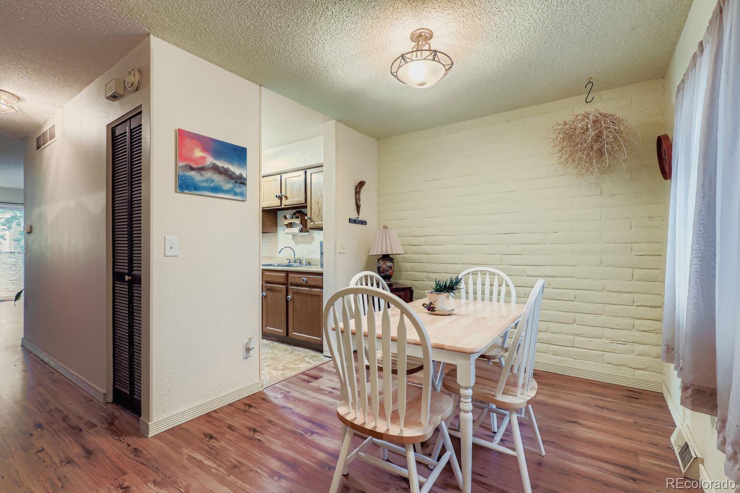 1060 S Parker Road 27