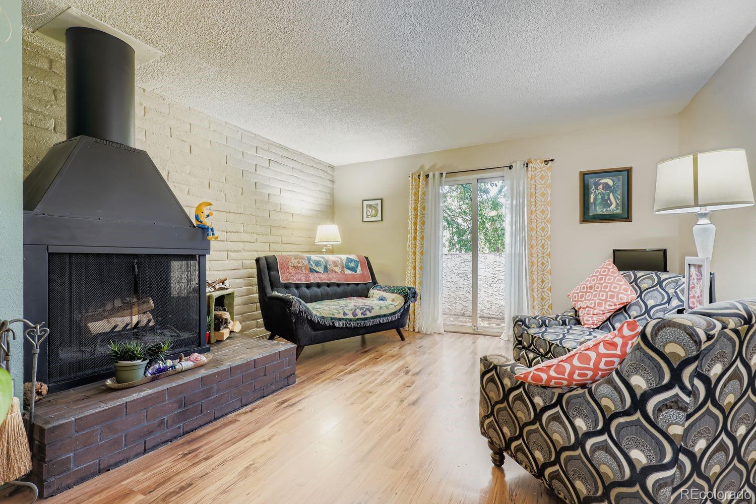 1060 S Parker Road 27