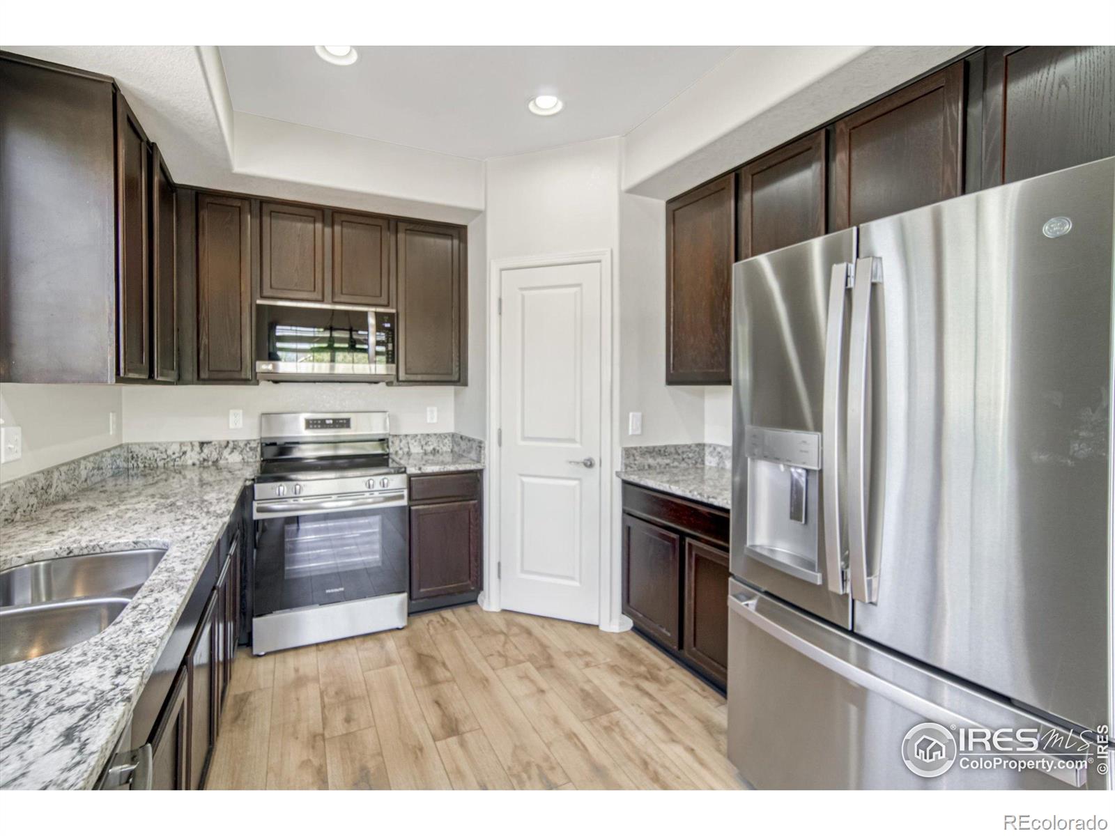 9102 W 107th Place