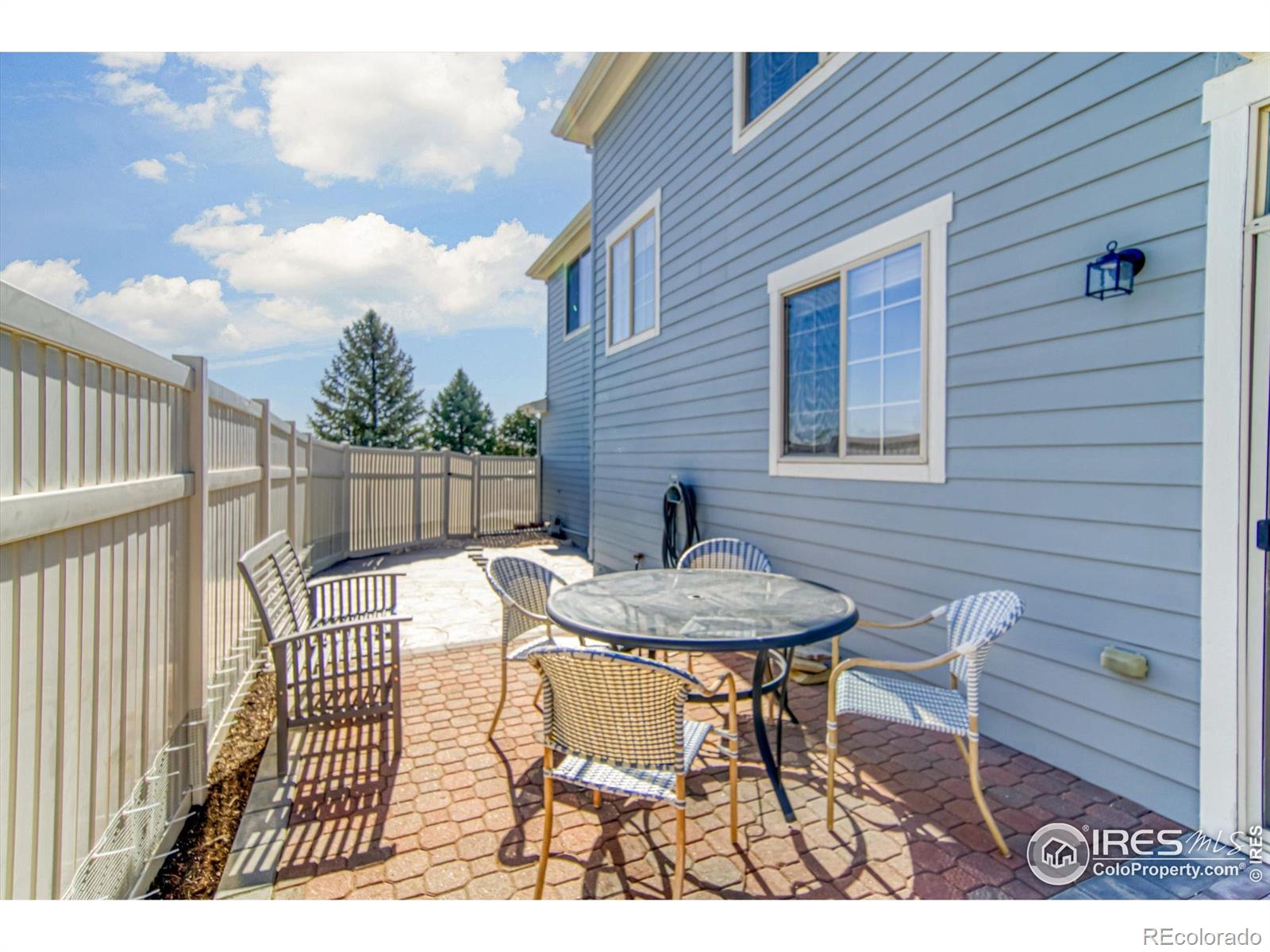9102 W 107th Place