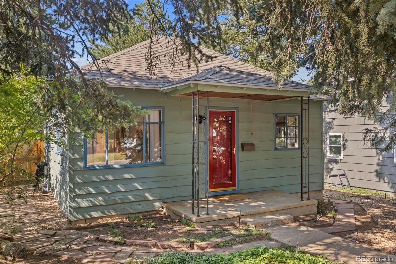 2231 Columbine Avenue