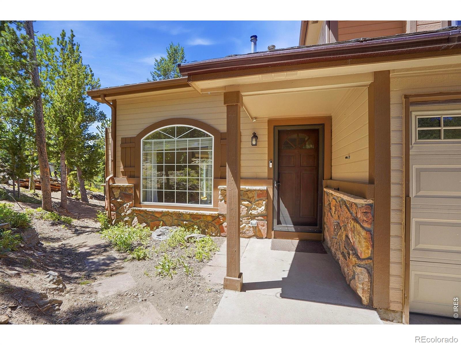 212 Elk Place
