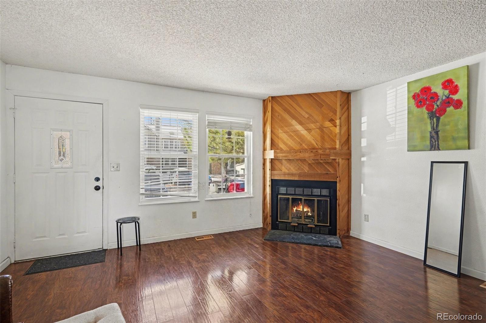 1110 S Waco Street E