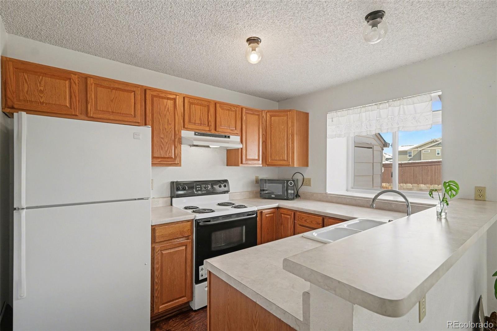 1110 S Waco Street E