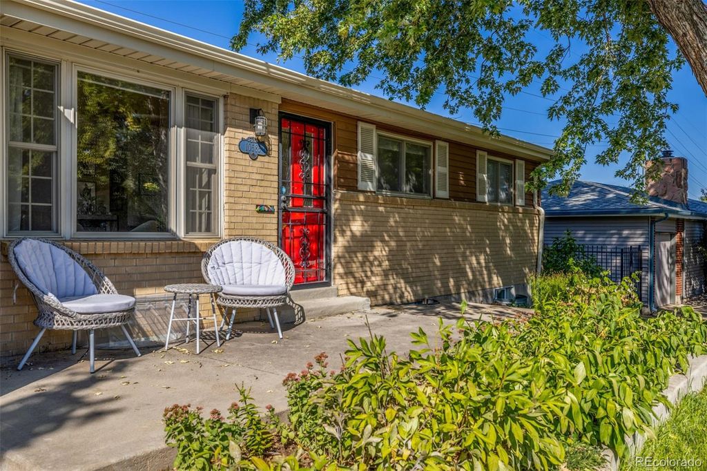 Photo of 10585 W 9th Place, Lakewood, CO 80215 (MLS # 9414823)