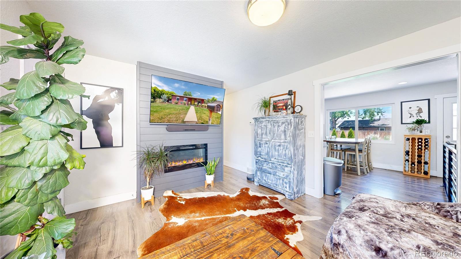 1741 W 55th Place