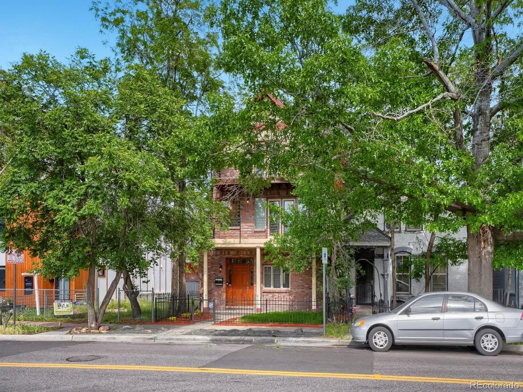 Photo of 2250 N Washington Street, Denver, CO 80205 (MLS # 7244240)