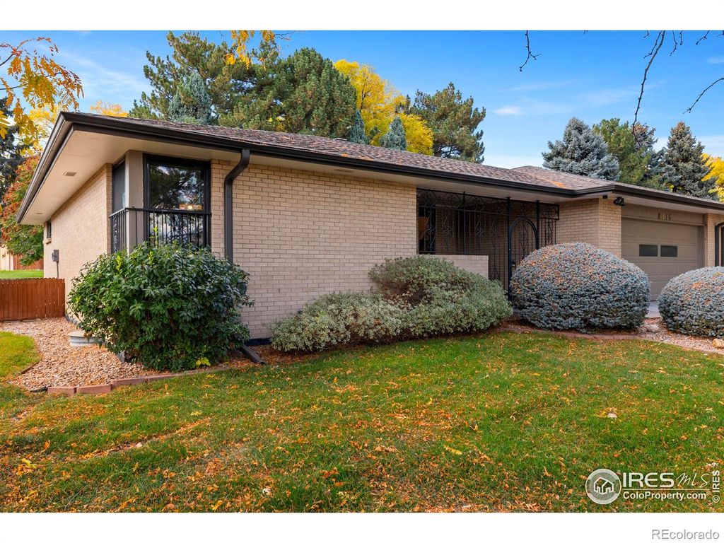 Photo of 8516 W 10th Avenue, Lakewood, CO 80215 (MLS # IR1045928)