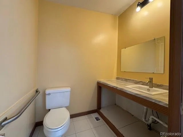 Penrose, Colorado 81240, United States, ,Commercial,Active,109696