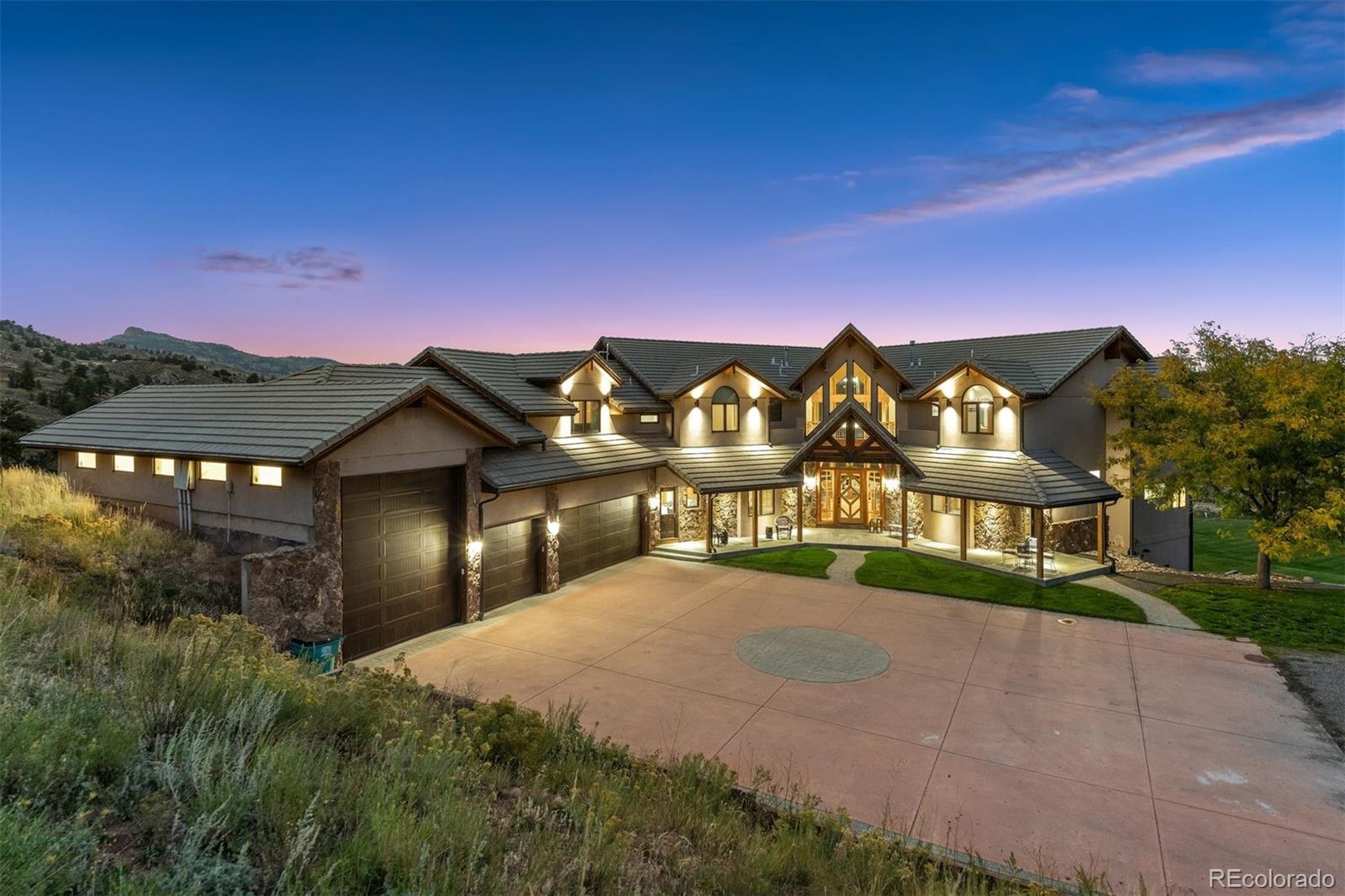 4736 Rim Rock Ridge Road