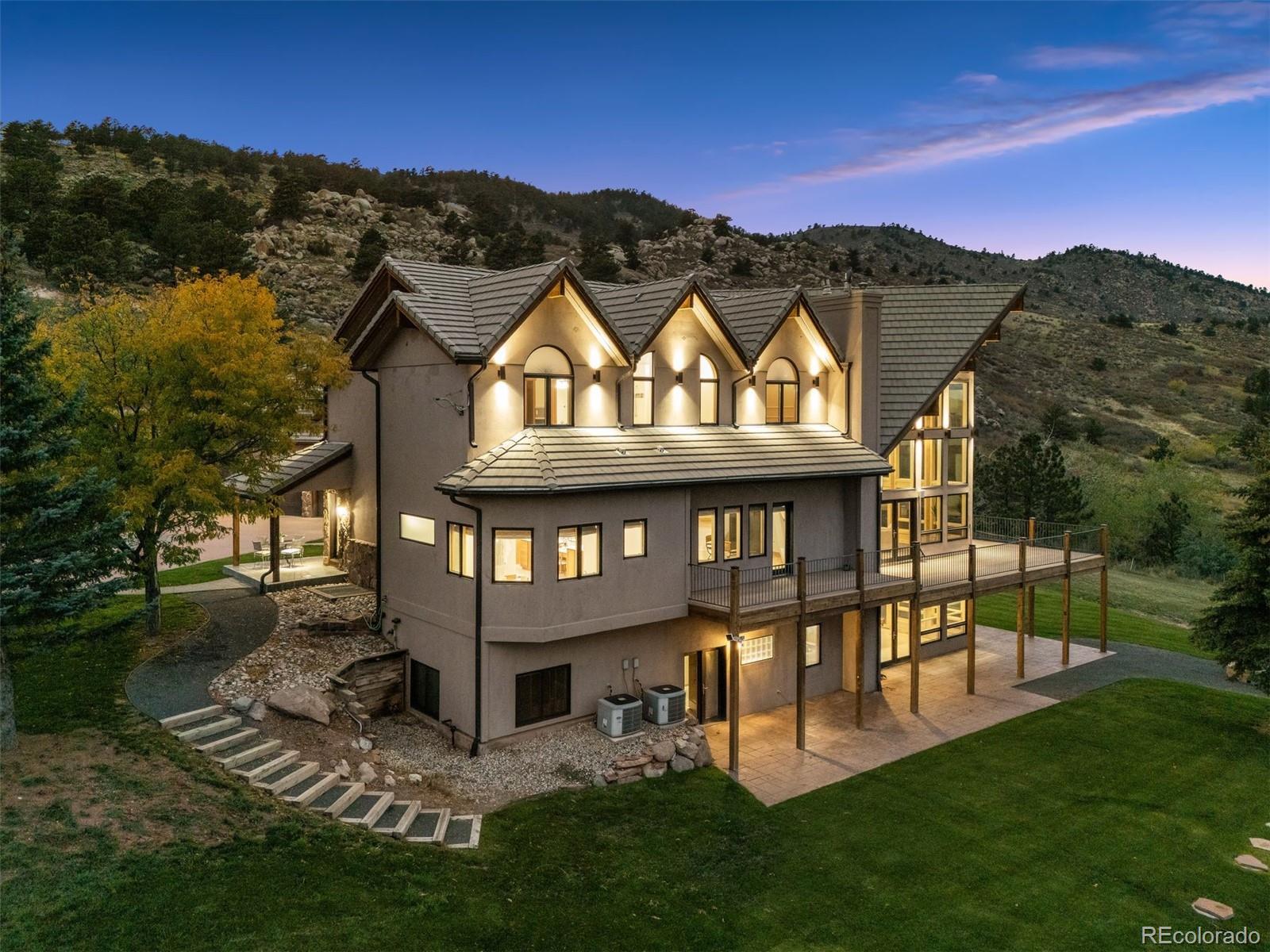 4736 Rim Rock Ridge Road