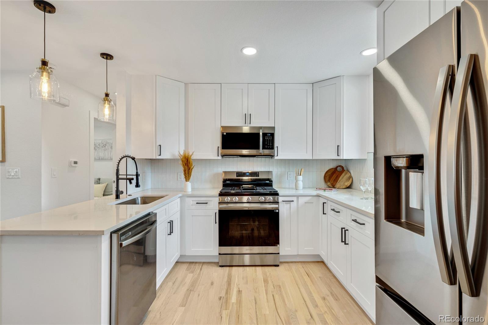 1226 W 98th Avenue