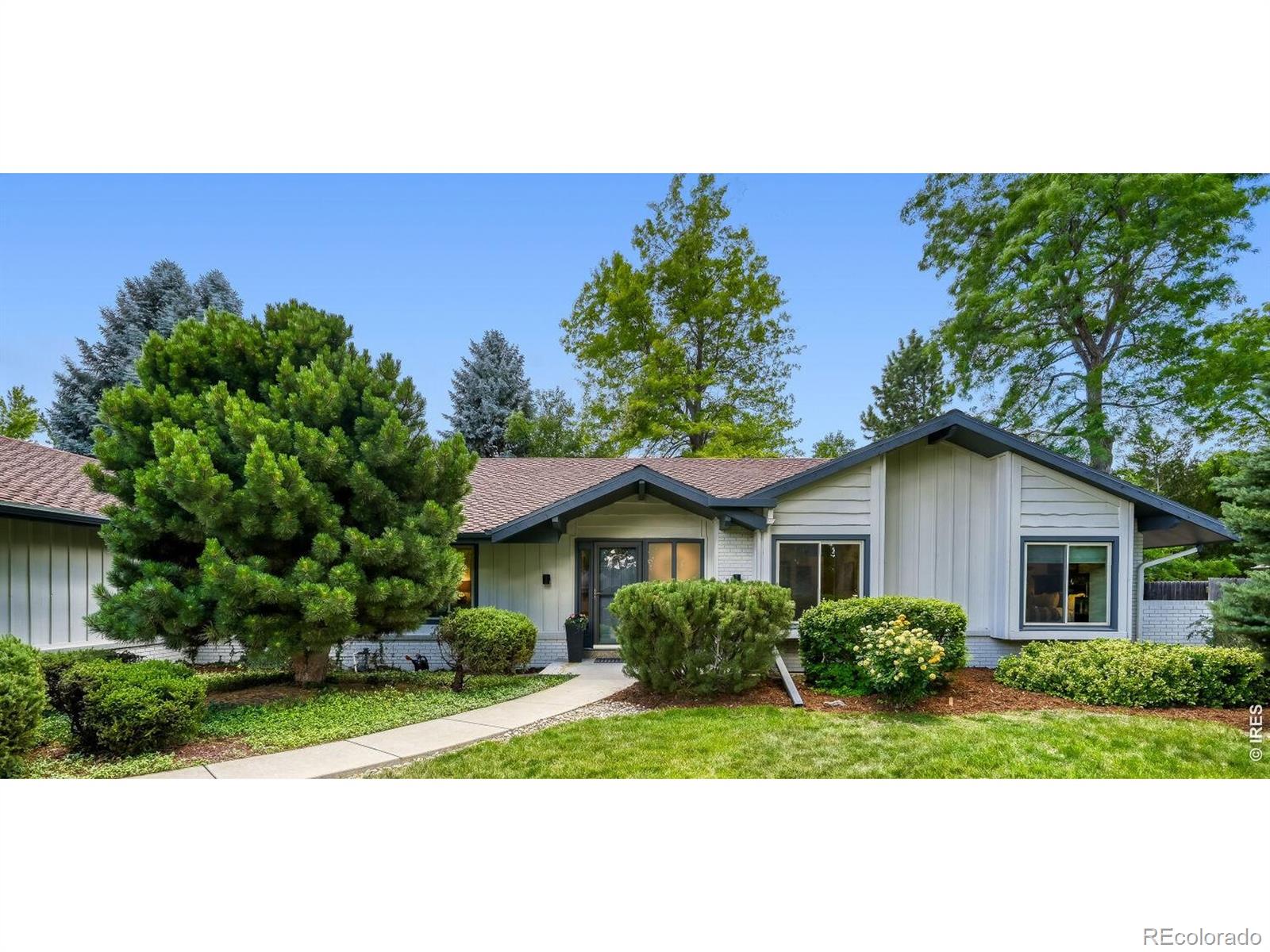 3880 Chippewa Drive