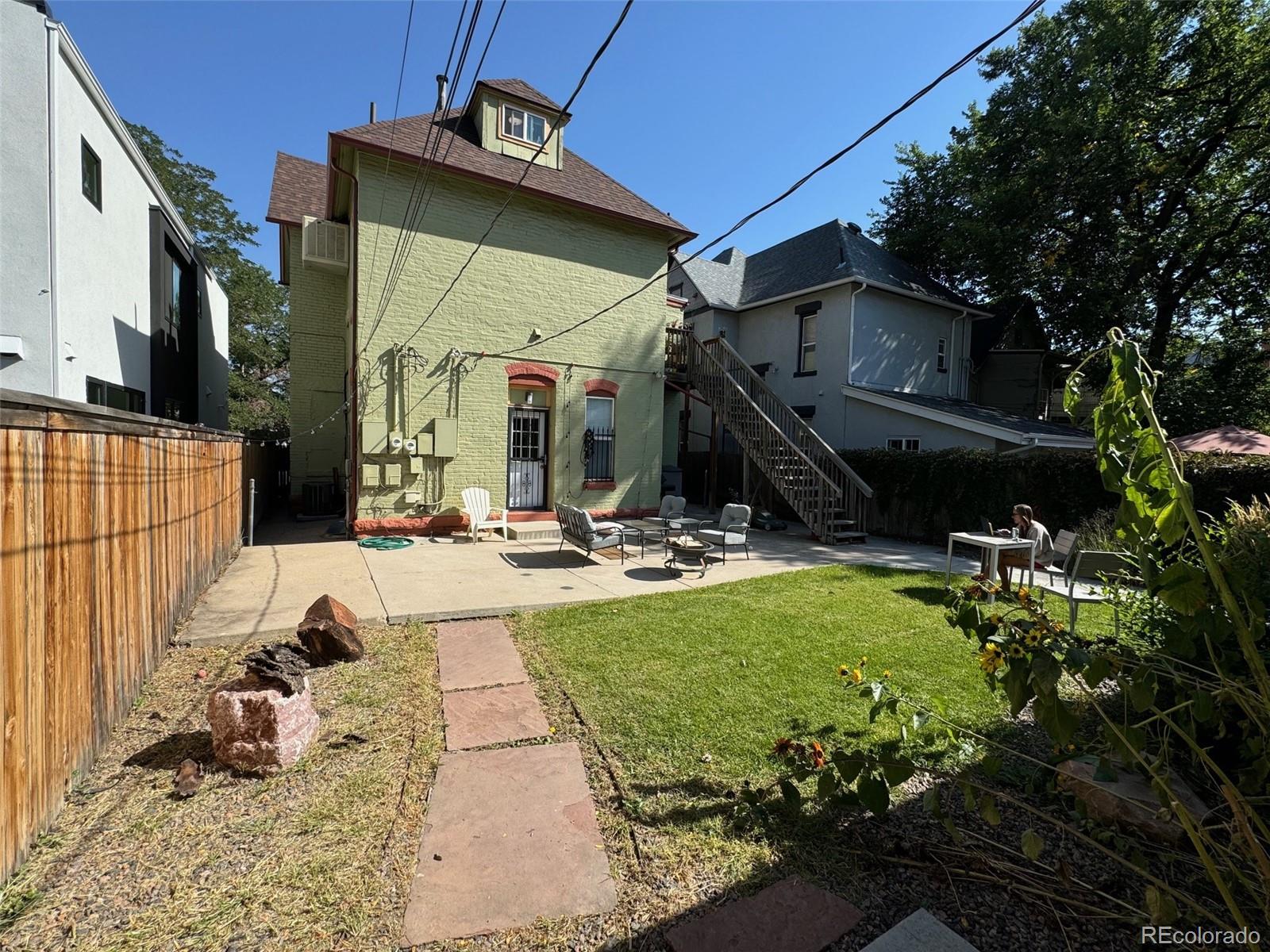 3933 Tejon Street