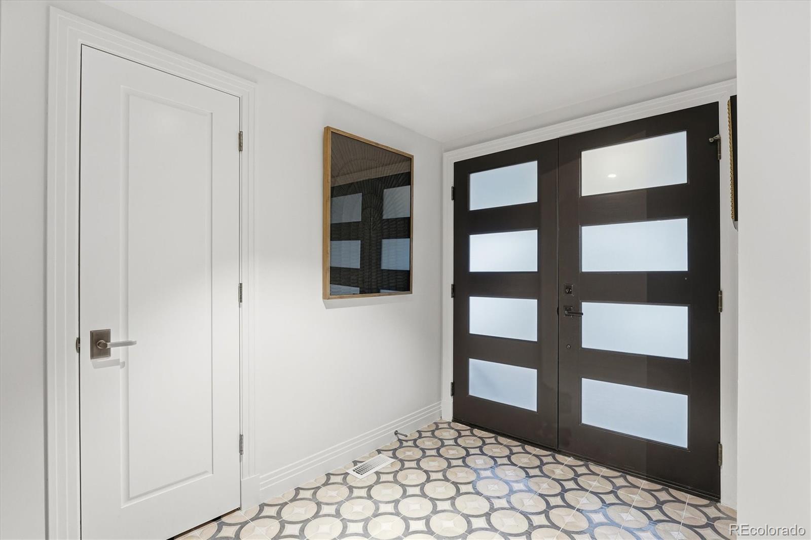 4607 W Wagon Trail Road