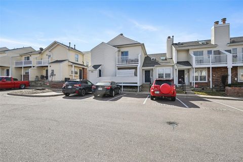 Photo of 17146 E Tennessee Drive, Aurora, CO 80017 (MLS # 5125206)