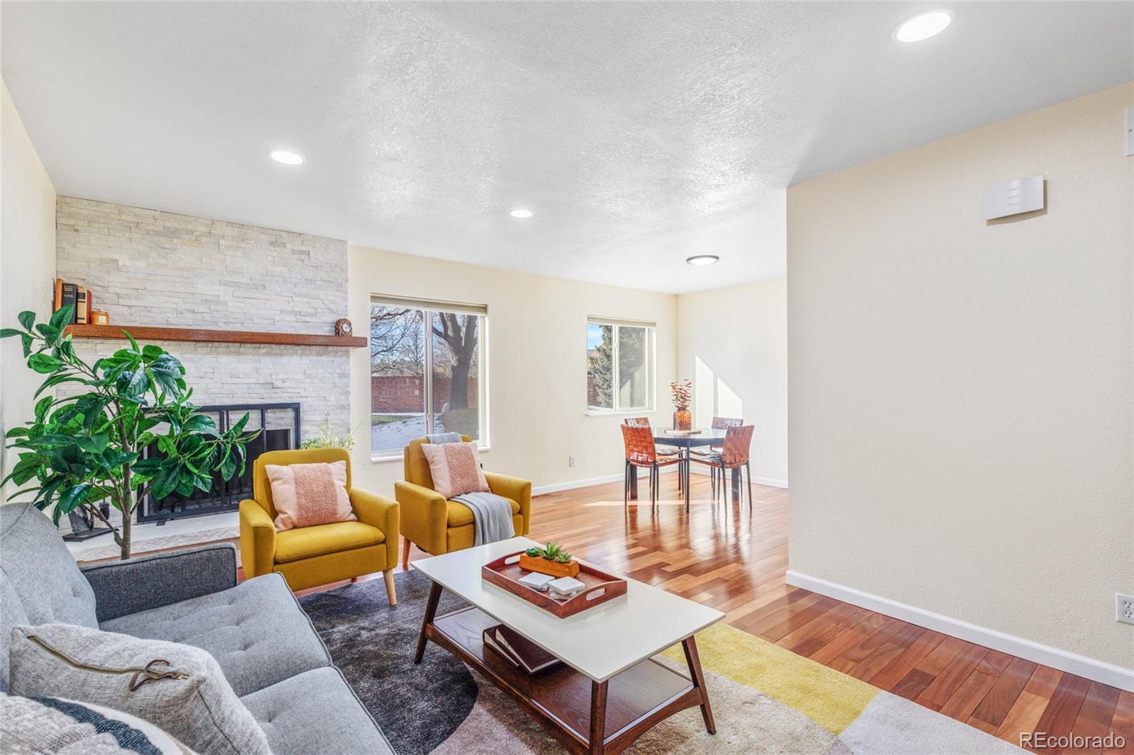 5145 S Emporia Way