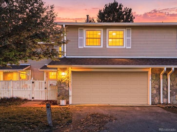 3284 S Heather Gardens Way Aurora CO 80014