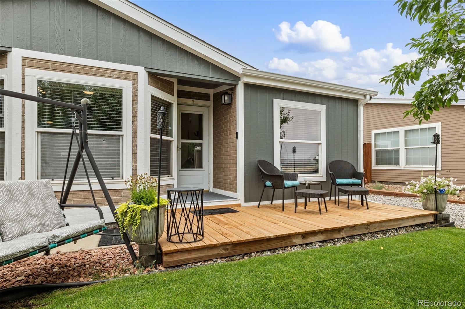 325 Ravine Way