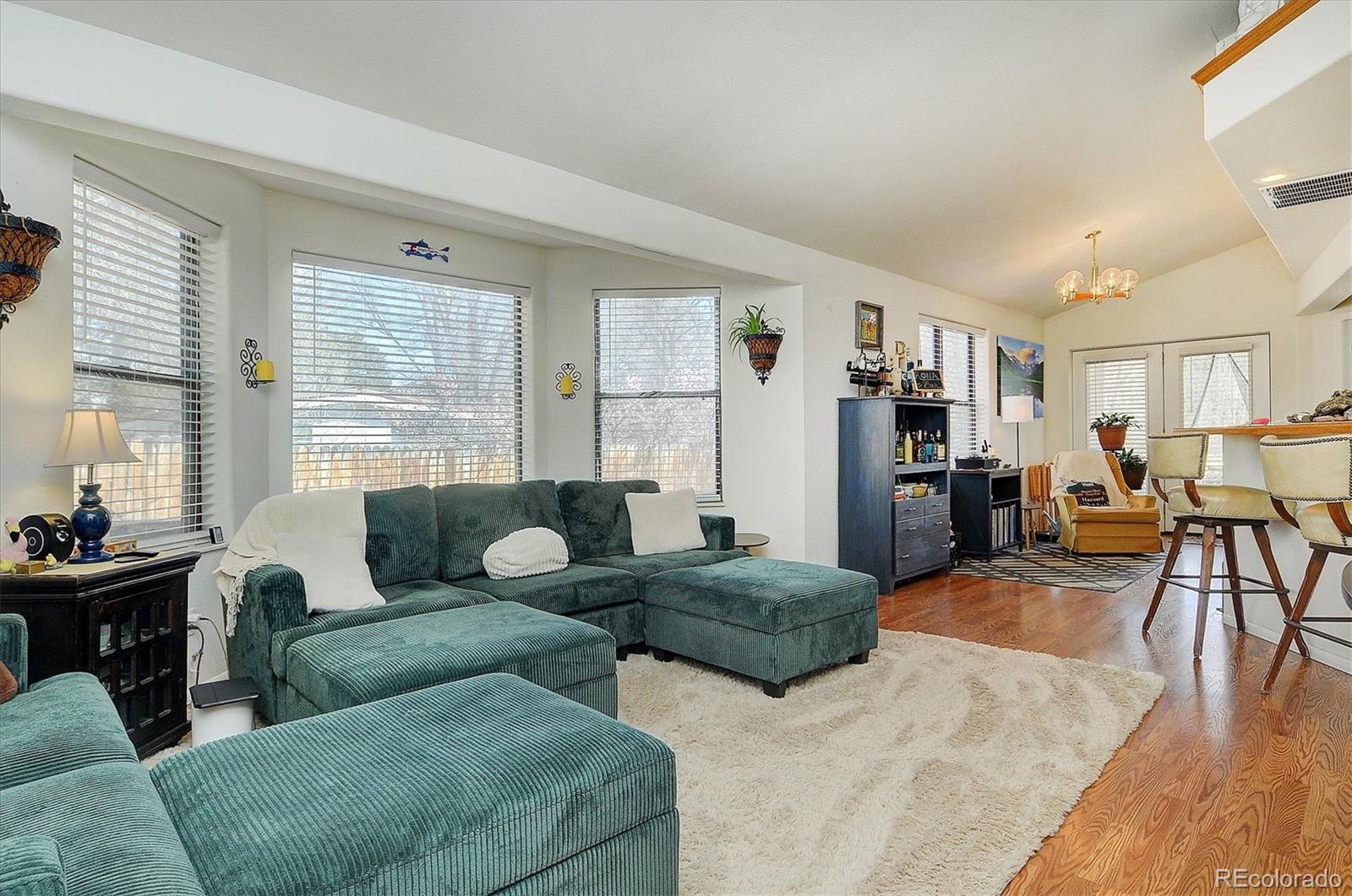 115 & 117 N Sangre De Cristo Avenue