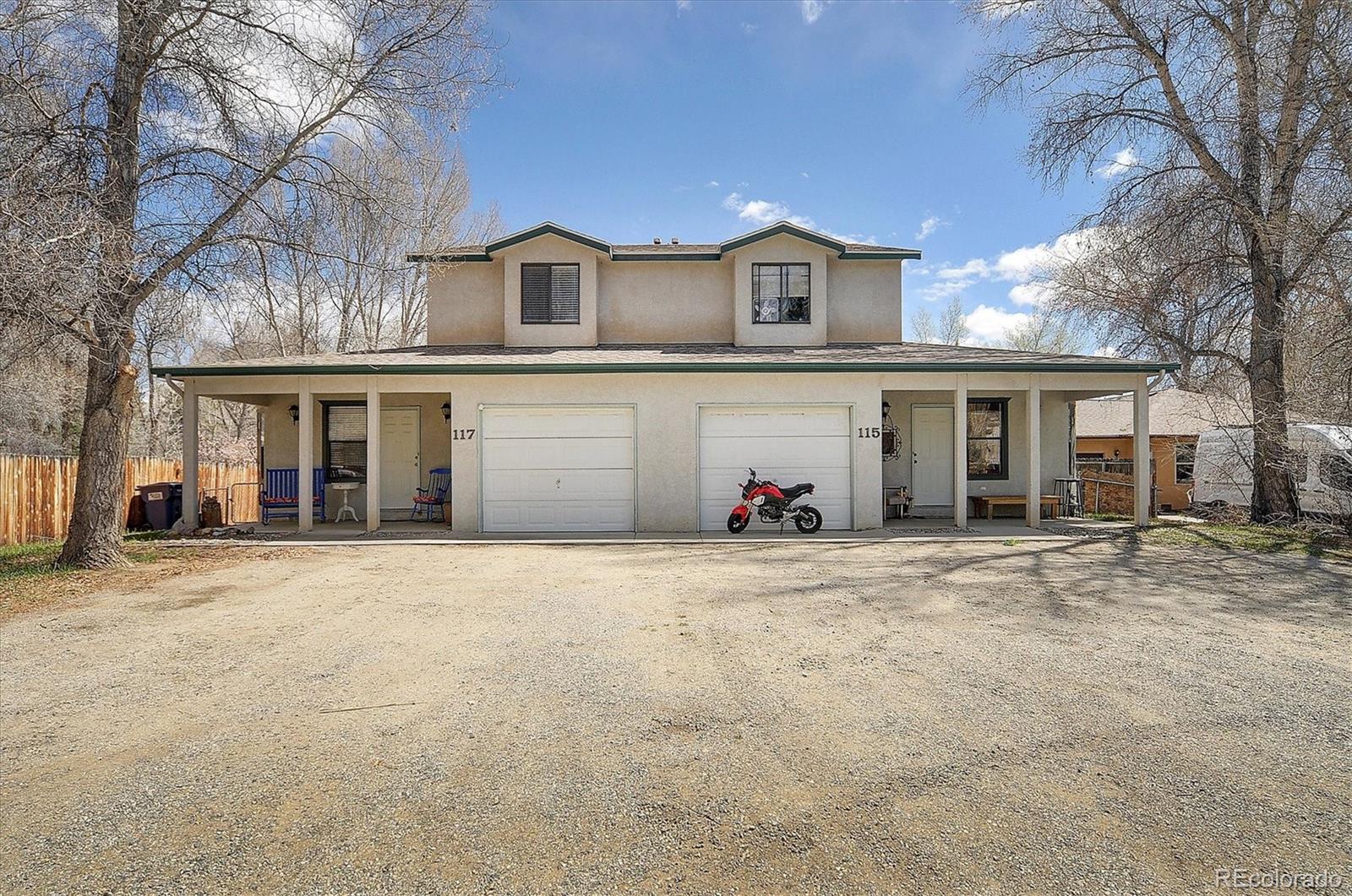 115 & 117 N Sangre De Cristo Avenue